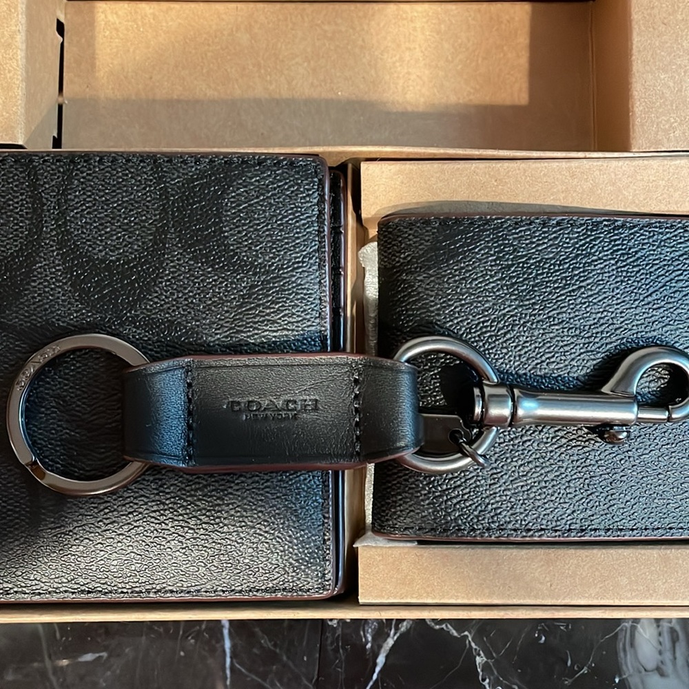 Coach Men’s Oxblood Black Wallet 3 piece gift set - Picture 4 of 7